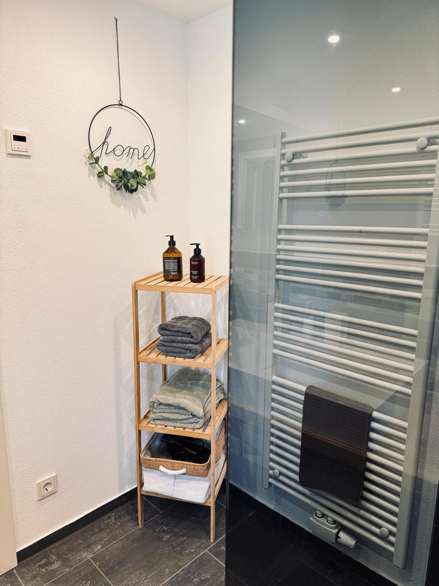 Moderne Wohnung Zum Wohlfuehlen Brachback Buitenkant foto